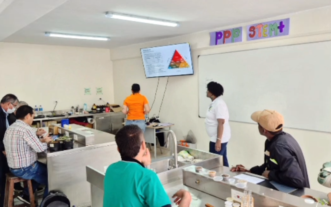 La IER Pedro Pablo Castrillón celebró el Encuentro del Territorio STEM+ en Santo Domingo